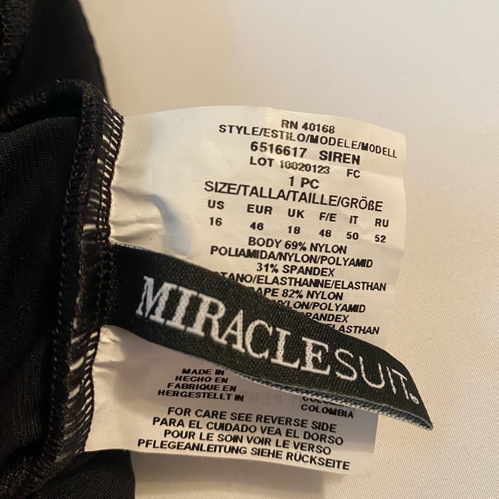 Miracle suit Siren‎ - Picture 6 of 6